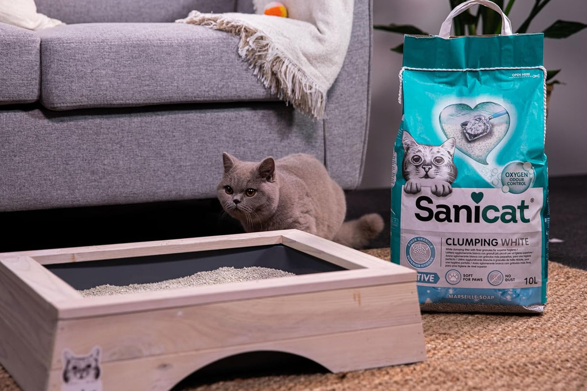 Sanicat Active White Ultra Clumping Cat Litter 10 L