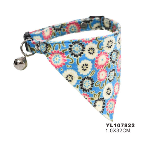 Naomi Pet Scarf Collar