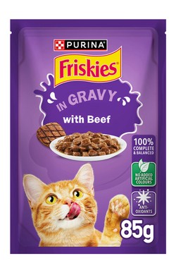 Friskies Beef Chunks in Gravy Wet Cat Food Pouch 85g